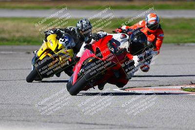 media/Jan-21-2023-Fastrack Riders (Sat) [[fcf3f88a30]]/Level 3/Session 4 Turn 6-Mountian Shot/